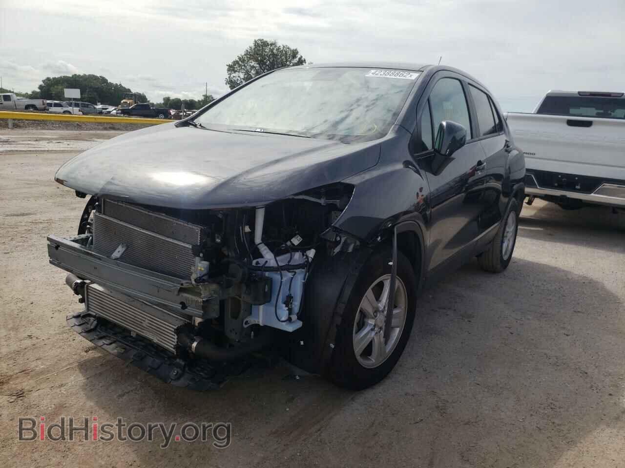 2020 CHEVROLET TRAX - VIN: 3GNCJKSB5LL188775 - Фото 2