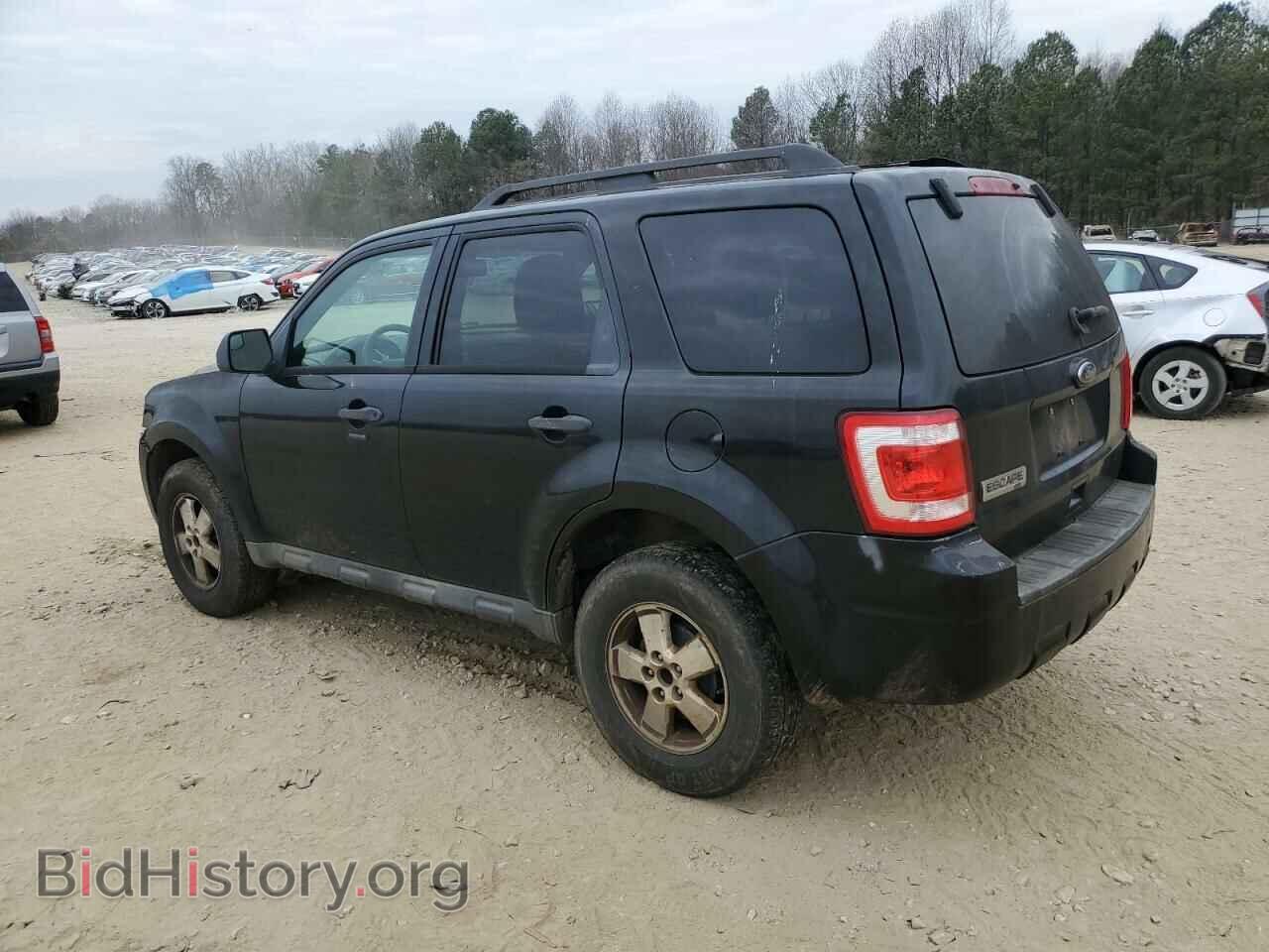 2010 FORD ESCAPE - VIN: 1FMCU0D70AKB28412 - Фото 2