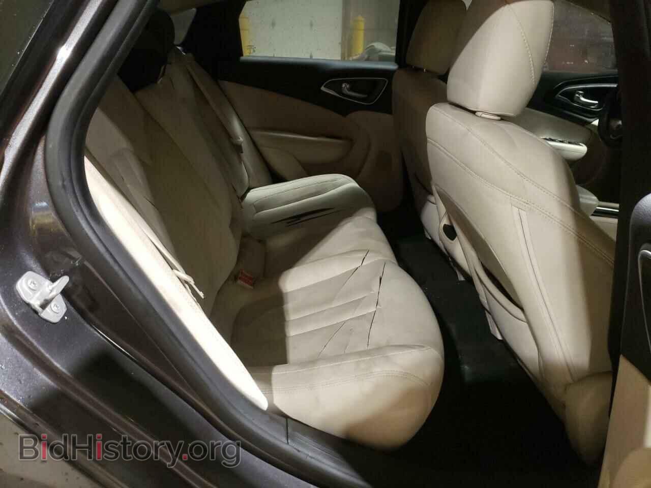 2016 CHRYSLER 200 - VIN: 1C3CCCAB2GN109132 - Фото 10