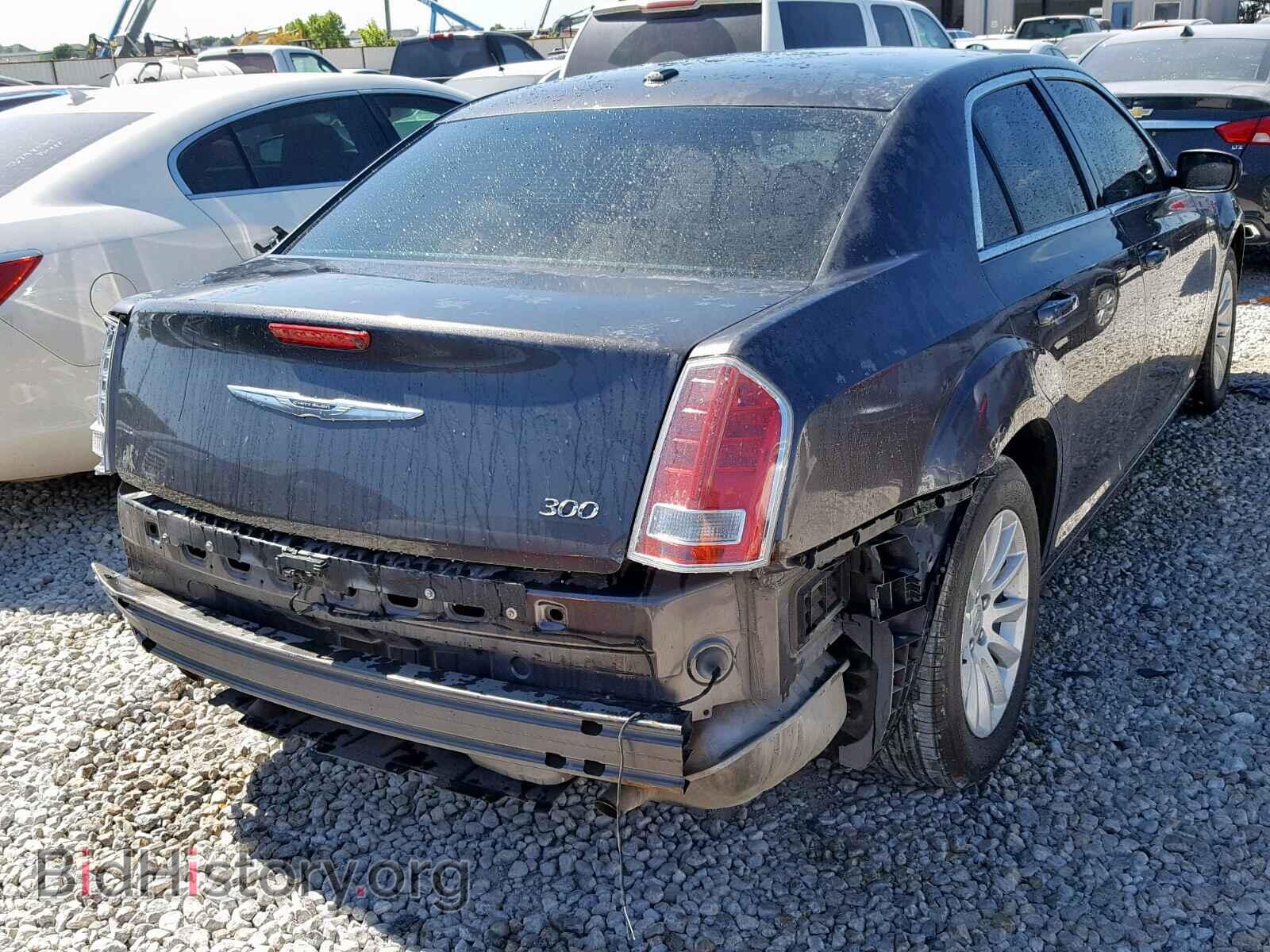 2013 CHRYSLER 300 - VIN: 2C3CCAAG0DH519397 - Фото 4