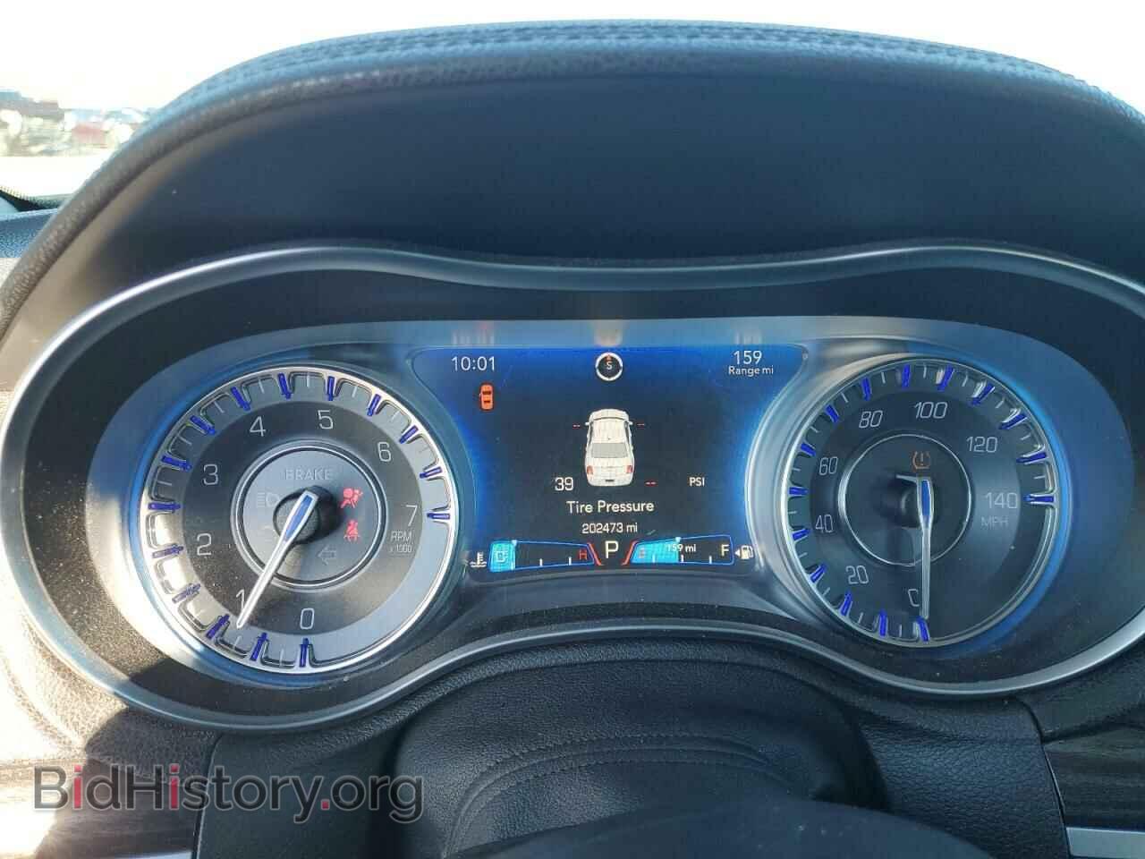 2015 CHRYSLER 300 - VIN: 2C3CCAAG5FH908491 - Фото 9