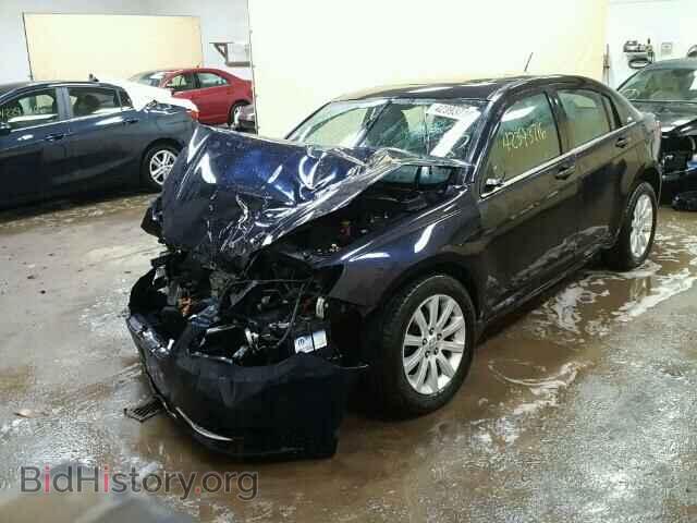 2011 CHRYSLER 200 - VIN: 1C3BC1FG8BN571384 - Фото 2
