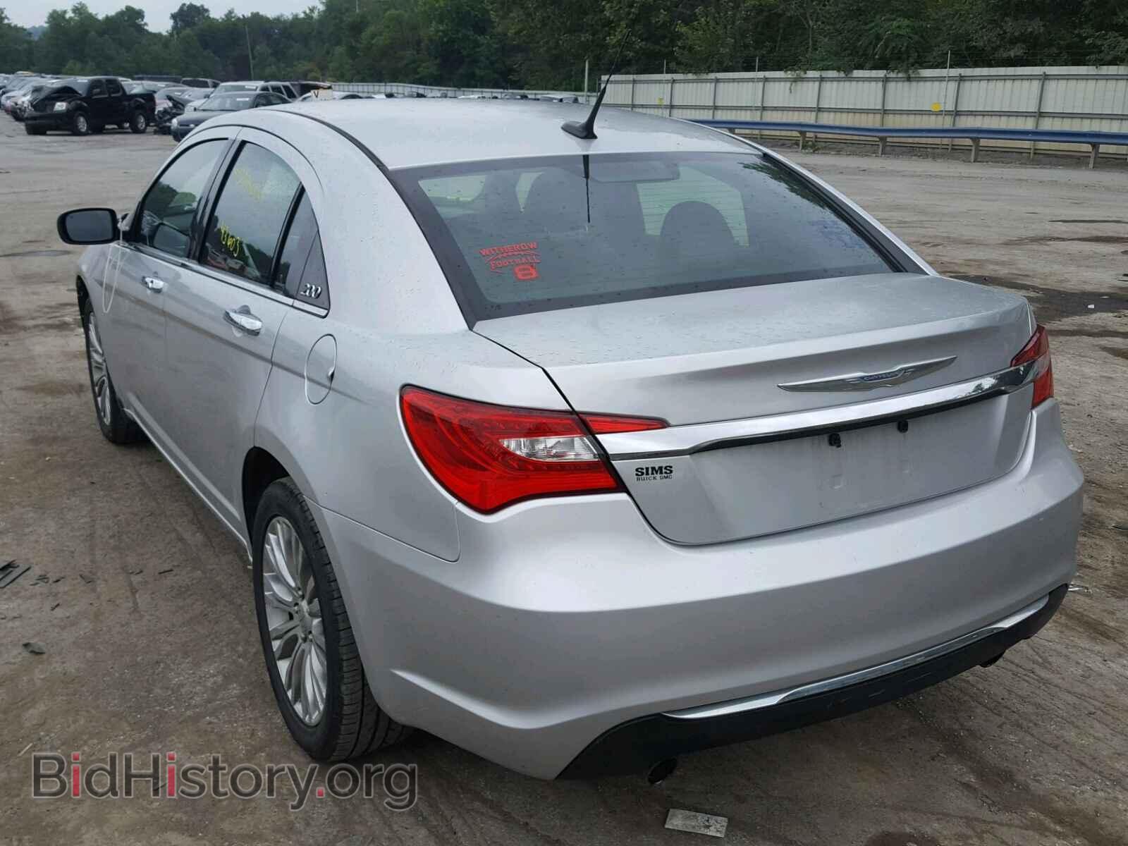 2011 CHRYSLER 200 - VIN: 1C3BC2FG5BN504750 - Фото 3