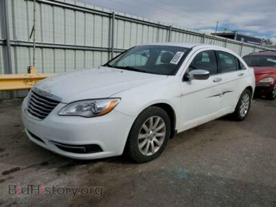 2013 Chrysler 200 Limited, white — VIN 1C3CCBCG4DN583436, Copart