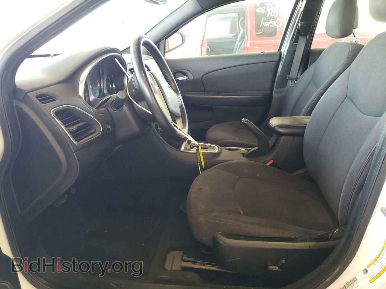 2012 CHRYSLER 200 - VIN: 1C3CCBBG7CN297628 - Фото 7