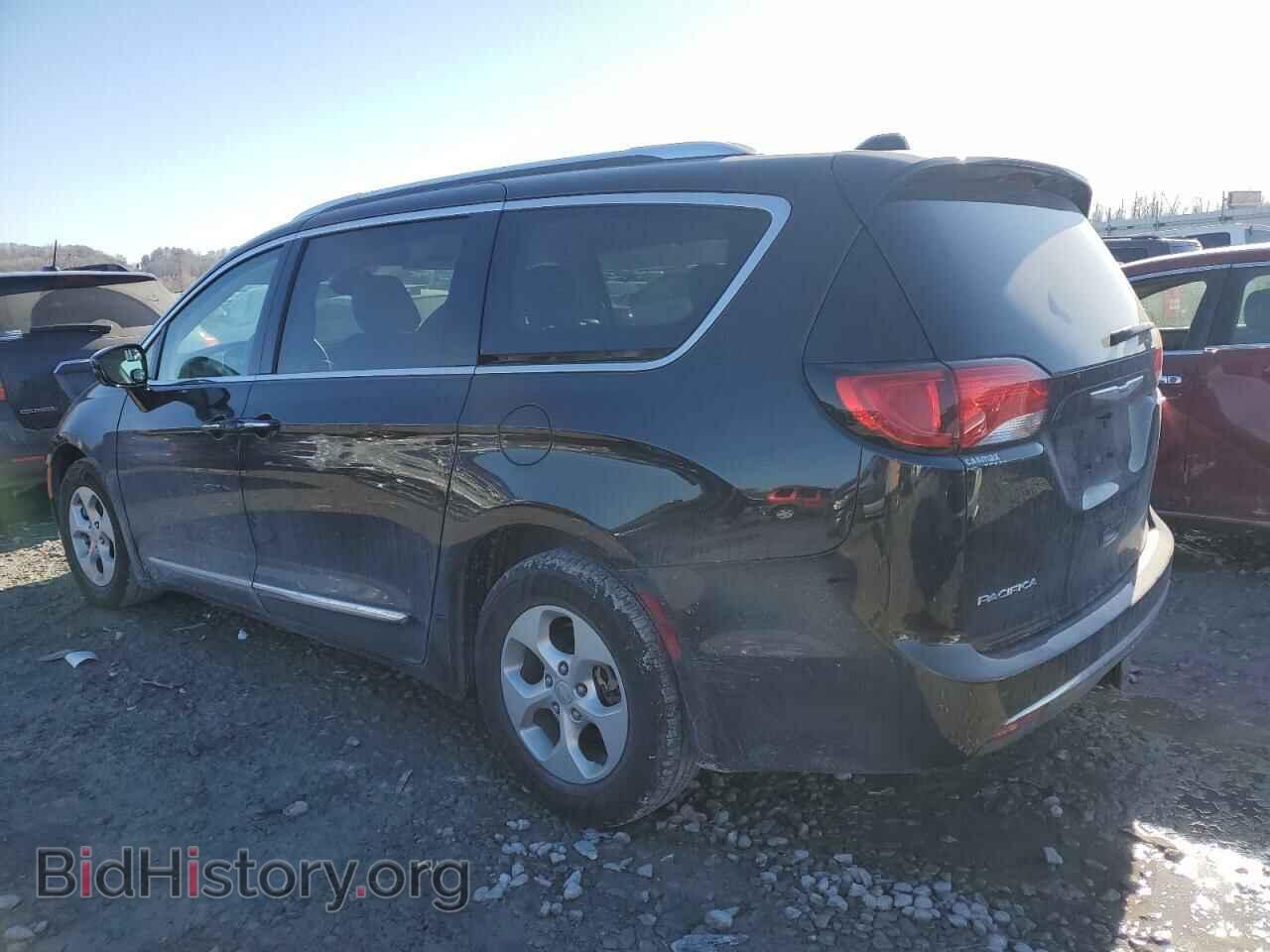 2017 CHRYSLER PACIFICA - VIN: 2C4RC1EG9HR538255 - Фото 2