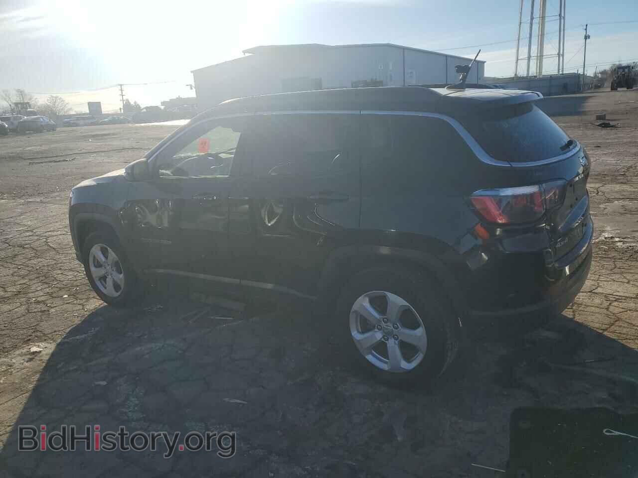 2017 JEEP COMPASS - VIN: 3C4NJDBB6HT692689 - Photo 2