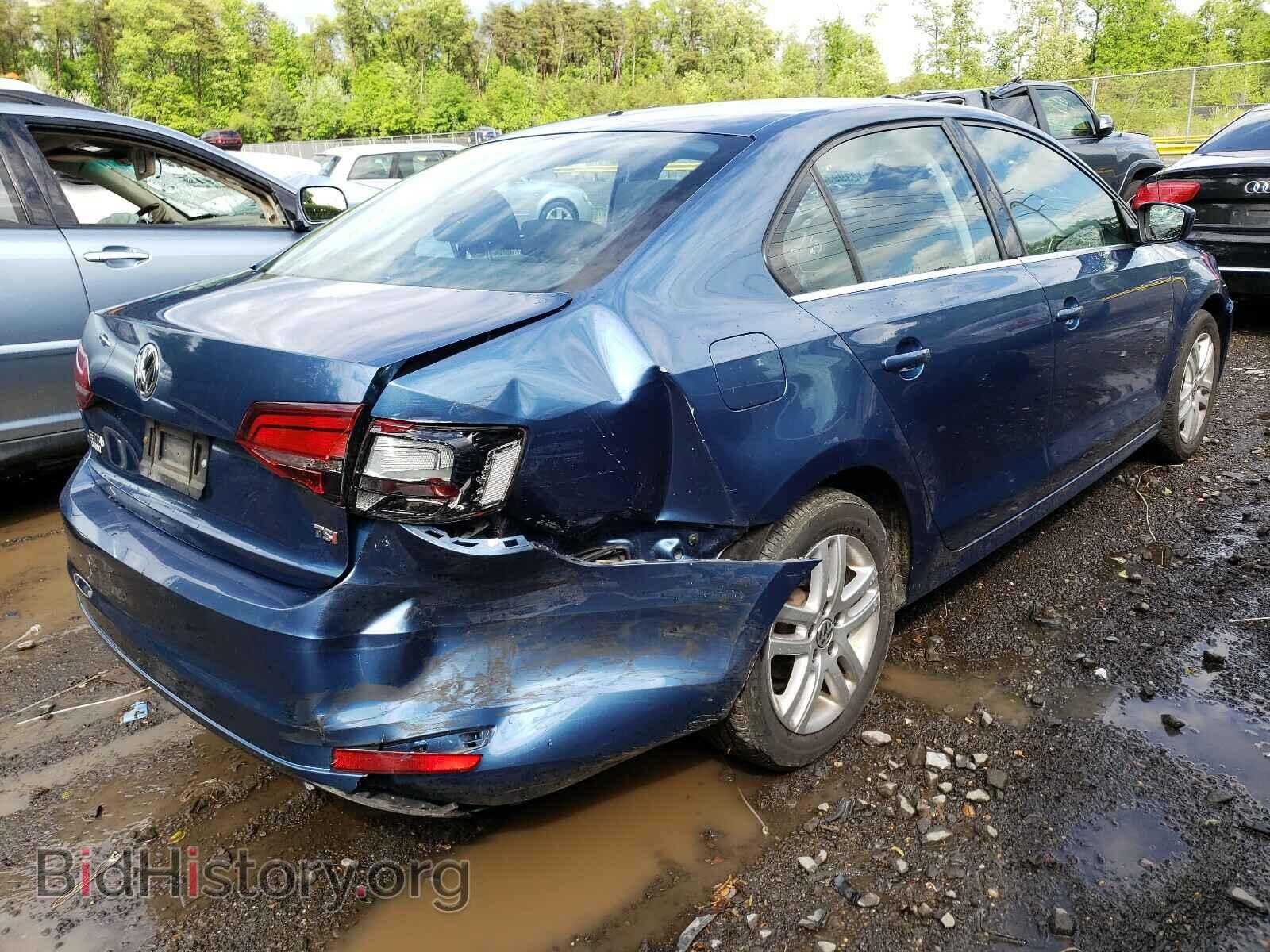 2017 VOLKSWAGEN JETTA - VIN: 3VW2B7AJ1HM373248 - Фото 4