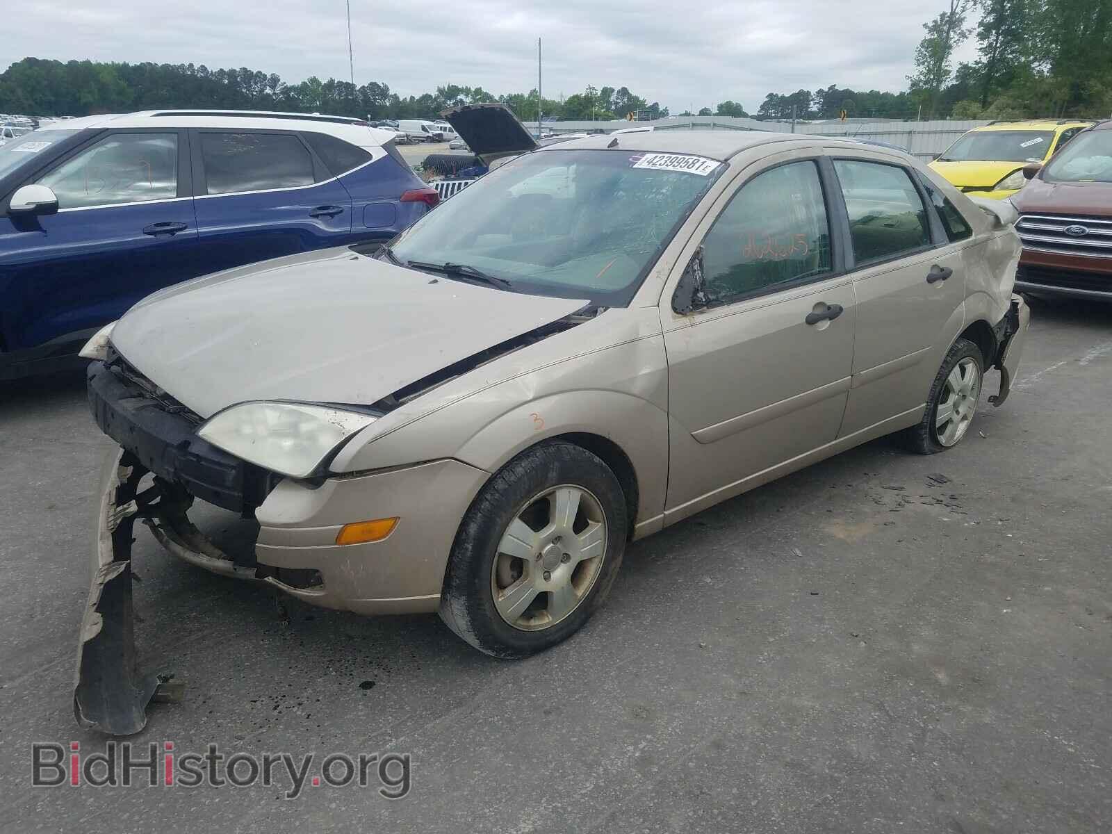2007 FORD FOCUS - VIN: 1FAFP34N37W240797 - Фото 2