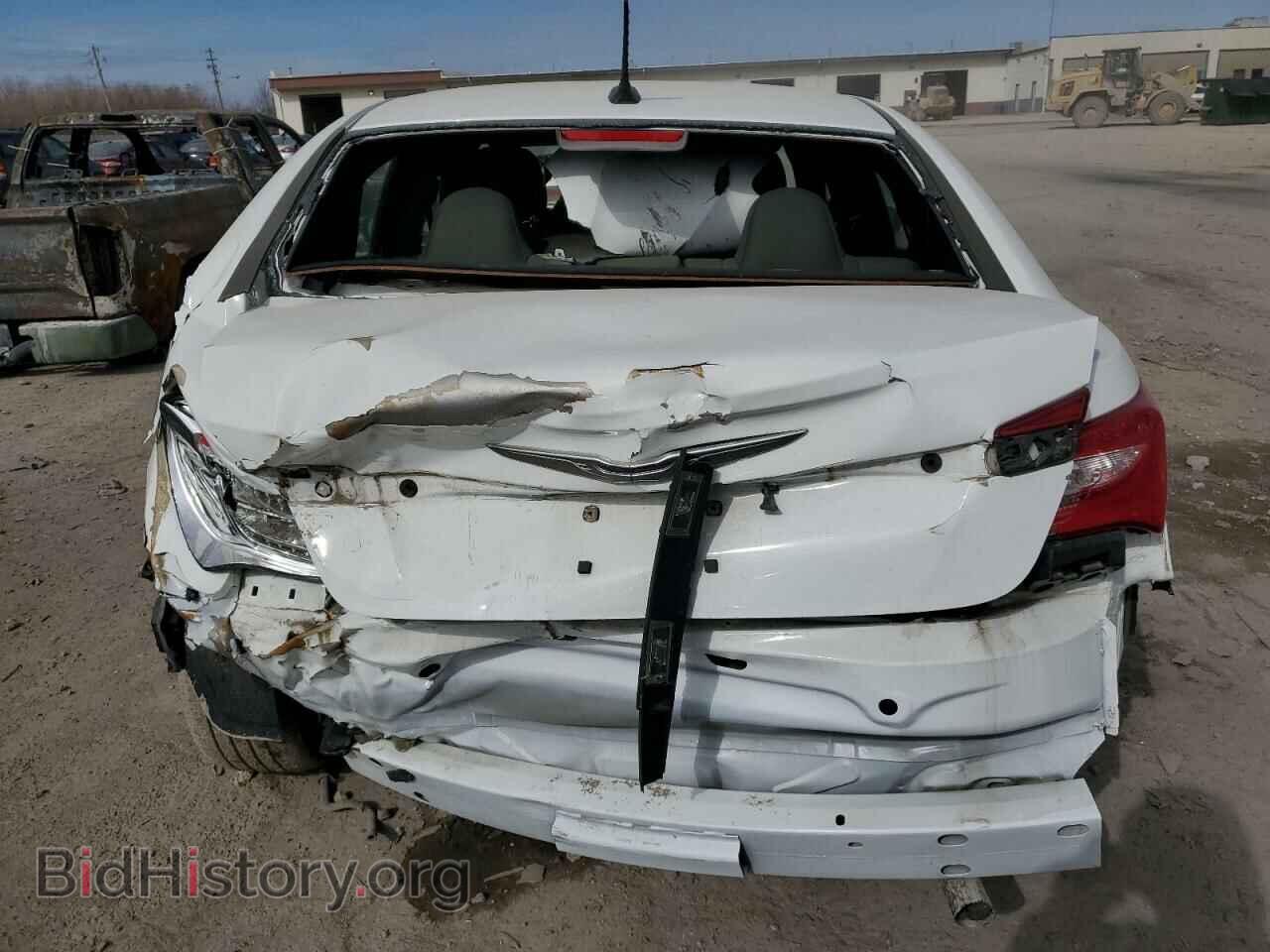 2012 CHRYSLER 200 - VIN: 1C3CCBBB1CN142755 - Фото 6