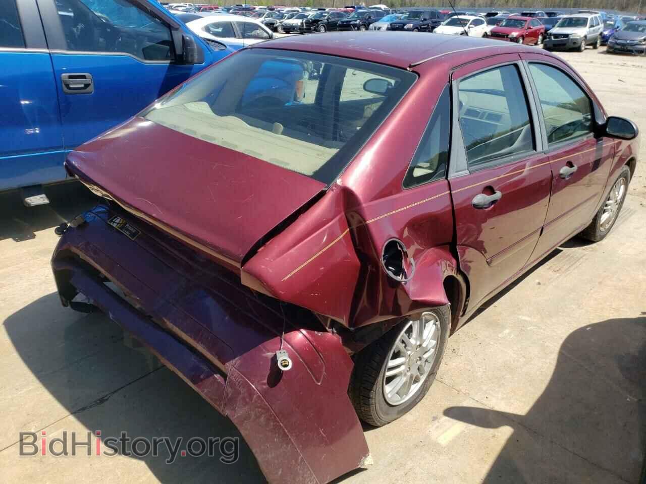 2007 FORD FOCUS - VIN: 1FAFP34N07W270811 - Фото 4