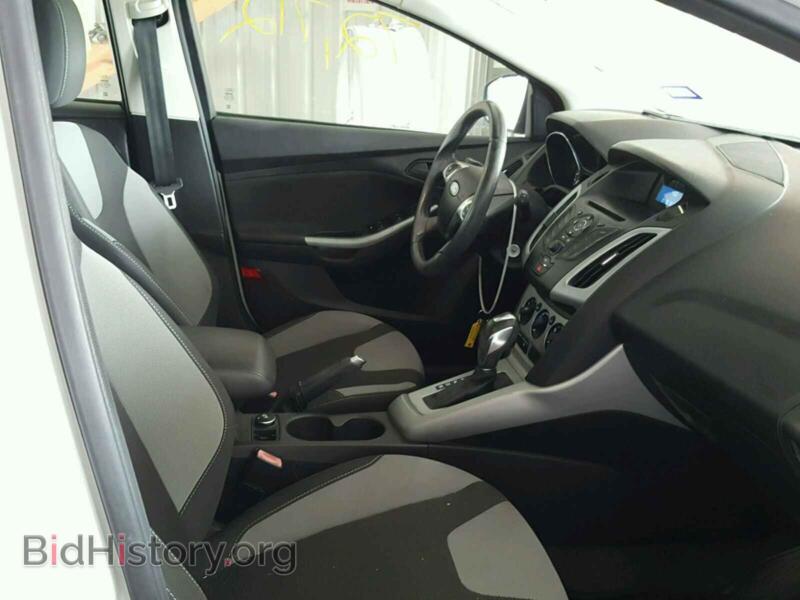 2012 Ford FOCUS (VIN 1FAHP3K28CL139574) — photo 5 of 10