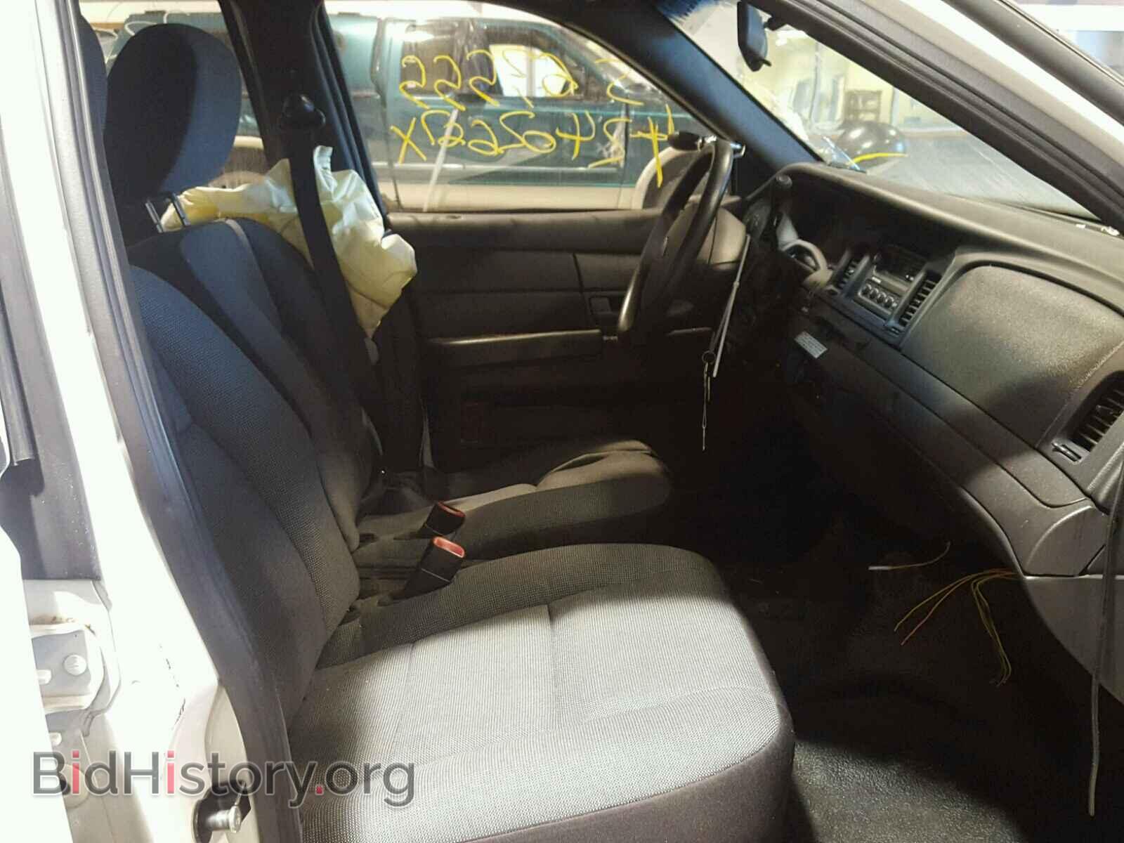 2011 FORD CROWN VIC - VIN: 2FABP7BV3BX168716 - Фото 5