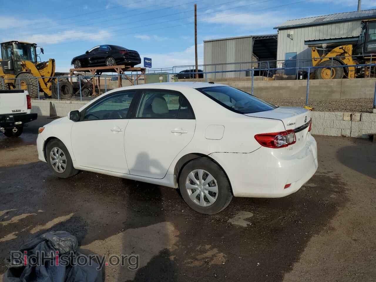 2011 TOYOTA COROLLA - VIN: 2T1BU4EEXBC689031 - Фото 2