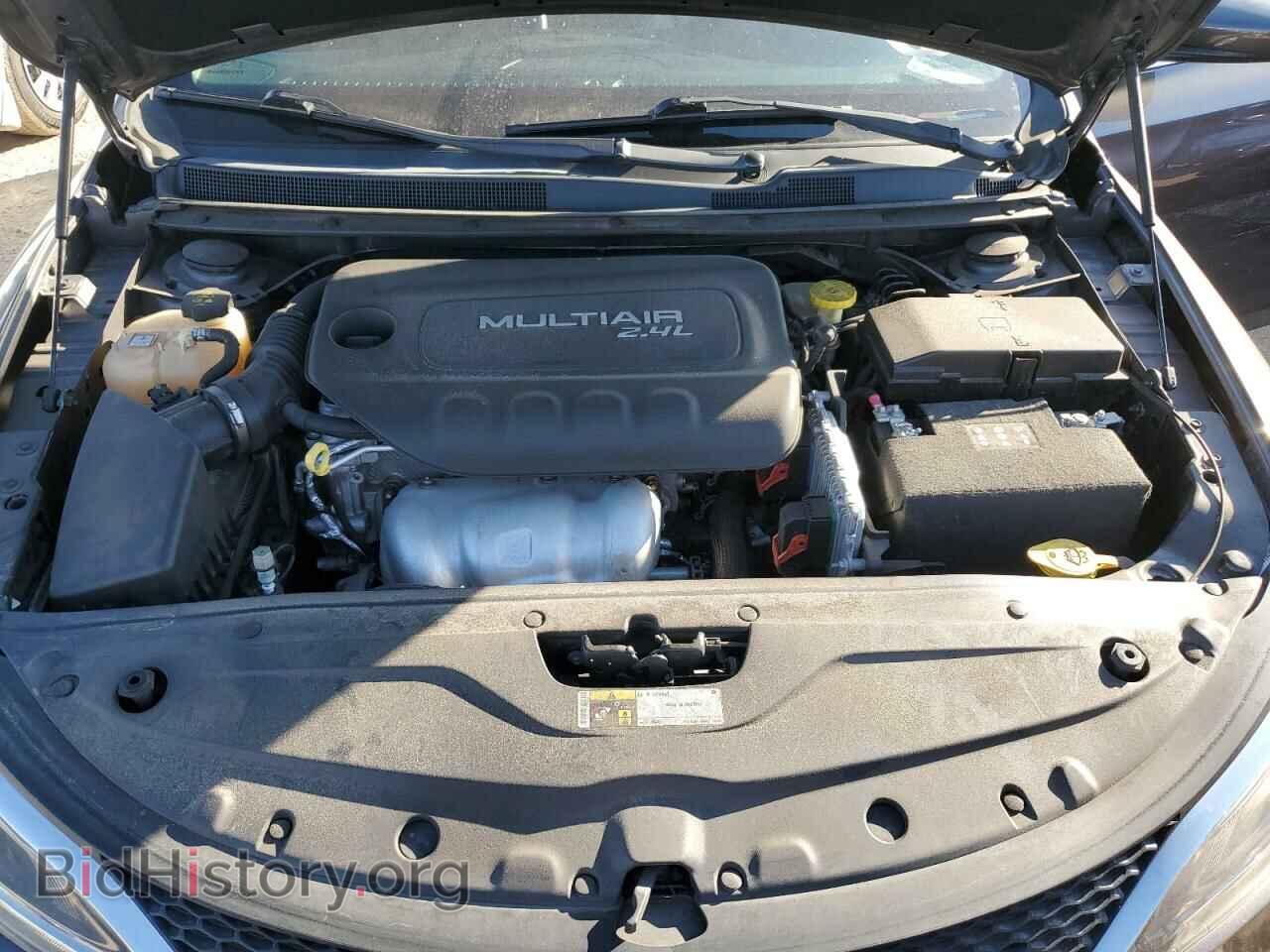 2017 CHRYSLER 200 - VIN: 1C3CCCAB7HN509141 - Фото 11