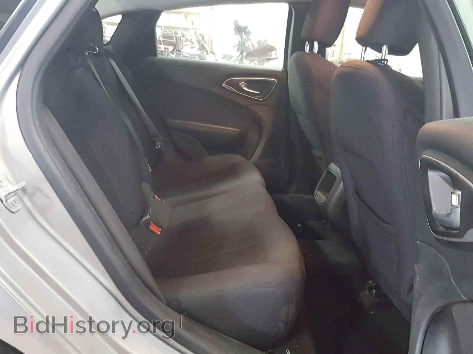 2015 CHRYSLER 200 - VIN: 1C3CCCAB2FN583788 - Фото 6