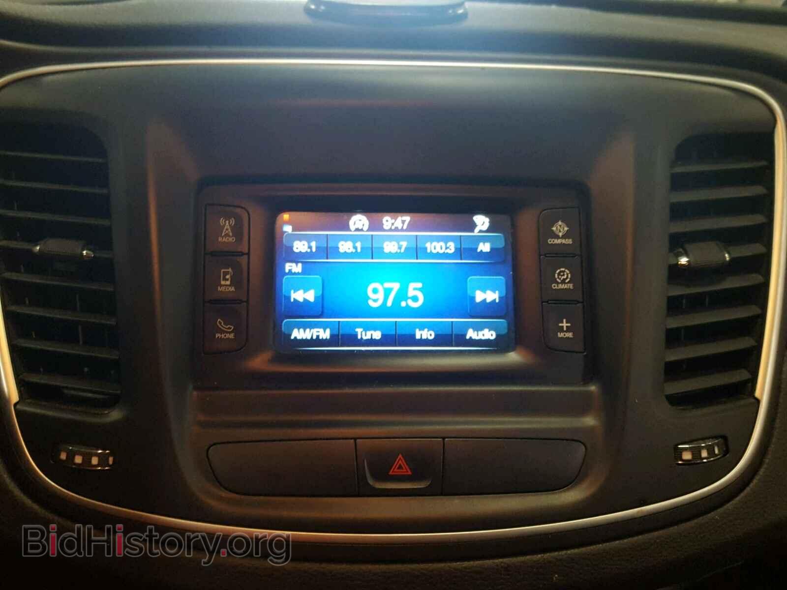 2015 CHRYSLER 200 - VIN: 1C3CCCAB2FN583788 - Фото 9