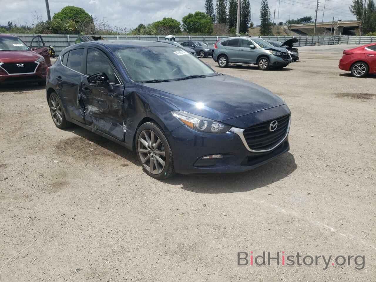 Photo 3MZBN1L32JM199411 - MAZDA 3 2018