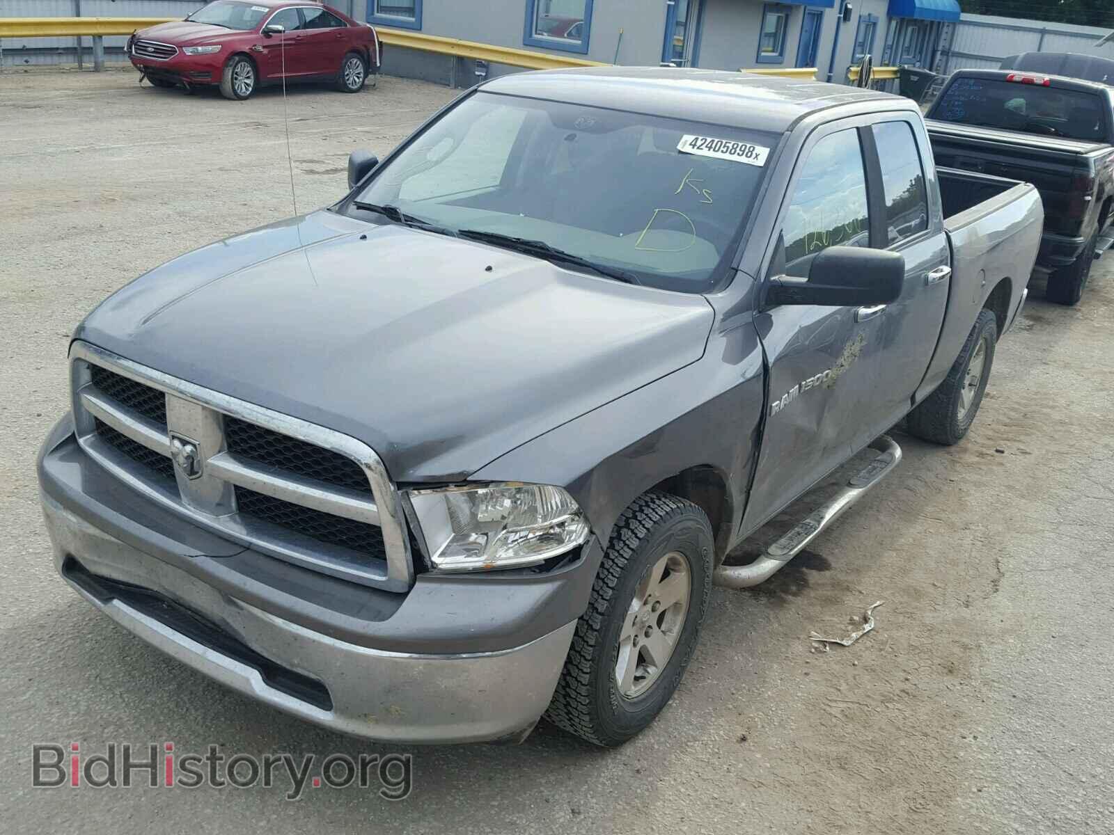2011 DODGE RAM 1500 - VIN: 1D7RB1GP6BS674256 - Фото 2