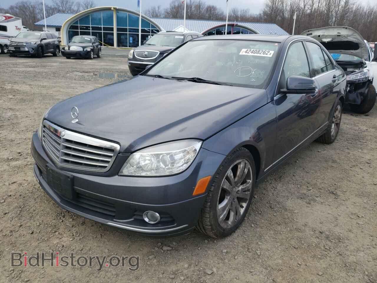 2011 MERCEDES-BENZ C-CLASS - VIN: WDDGF8BB0BR172396 - Фото 2