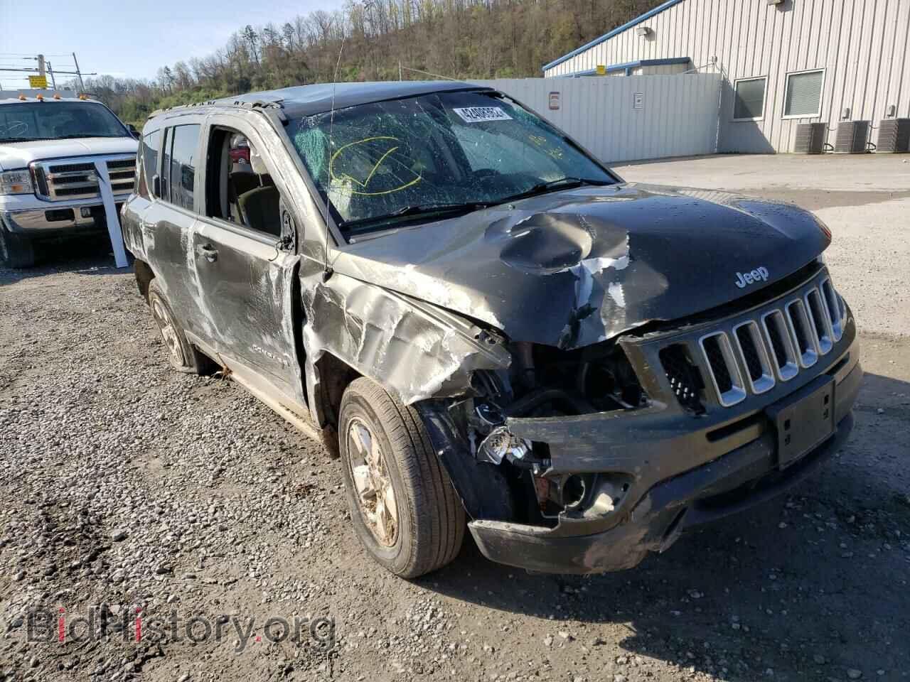 Фотография 1C4NJCBA3FD138529 - JEEP COMPASS 2015