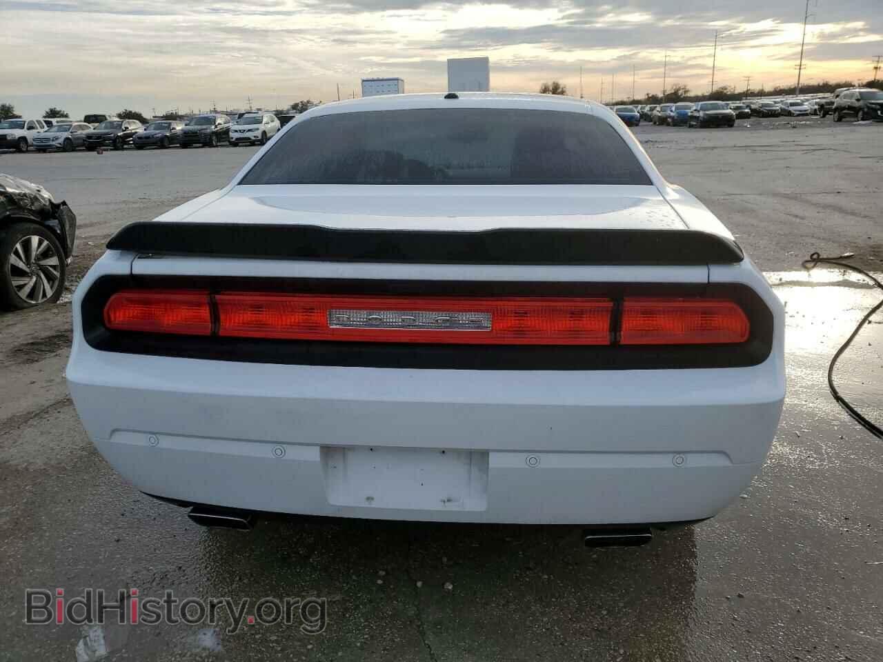 2014 DODGE CHALLENGER - VIN: 2C3CDYAG1EH176932 - Фото 6
