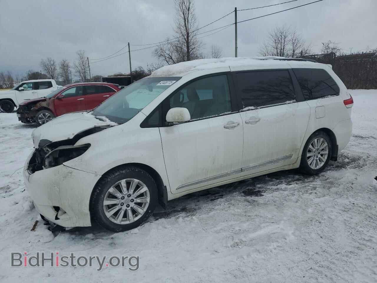 Фотография 5TDYK3DC7CS234561 - TOYOTA All Models 2012