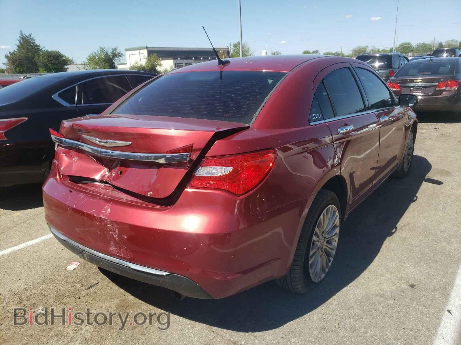 2011 CHRYSLER 200 - VIN: 1C3BC2FG0BN525232 - Фото 4