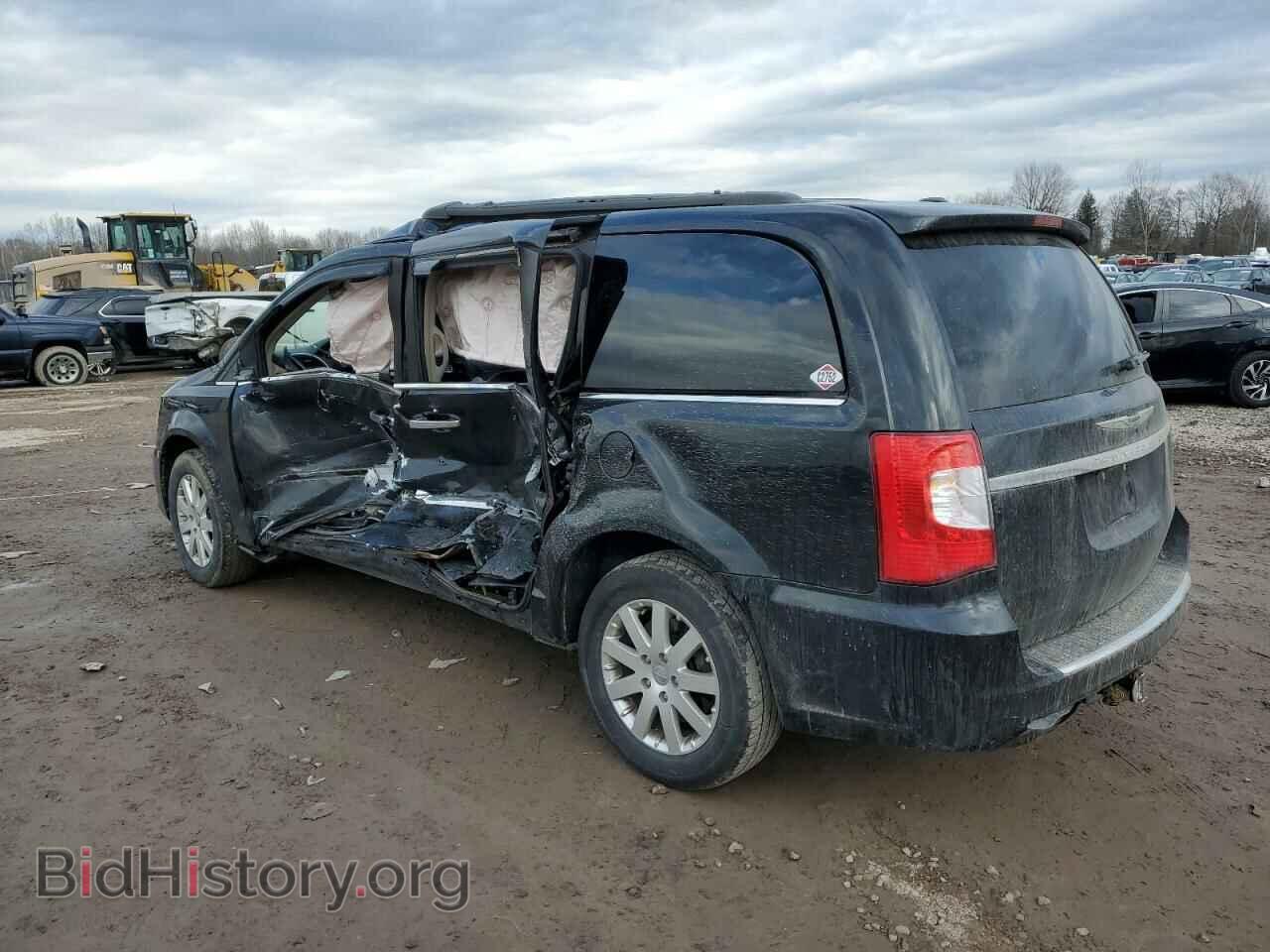 2015 CHRYSLER MINIVAN - VIN: 2C4RC1BG1FR646032 - Photo 2