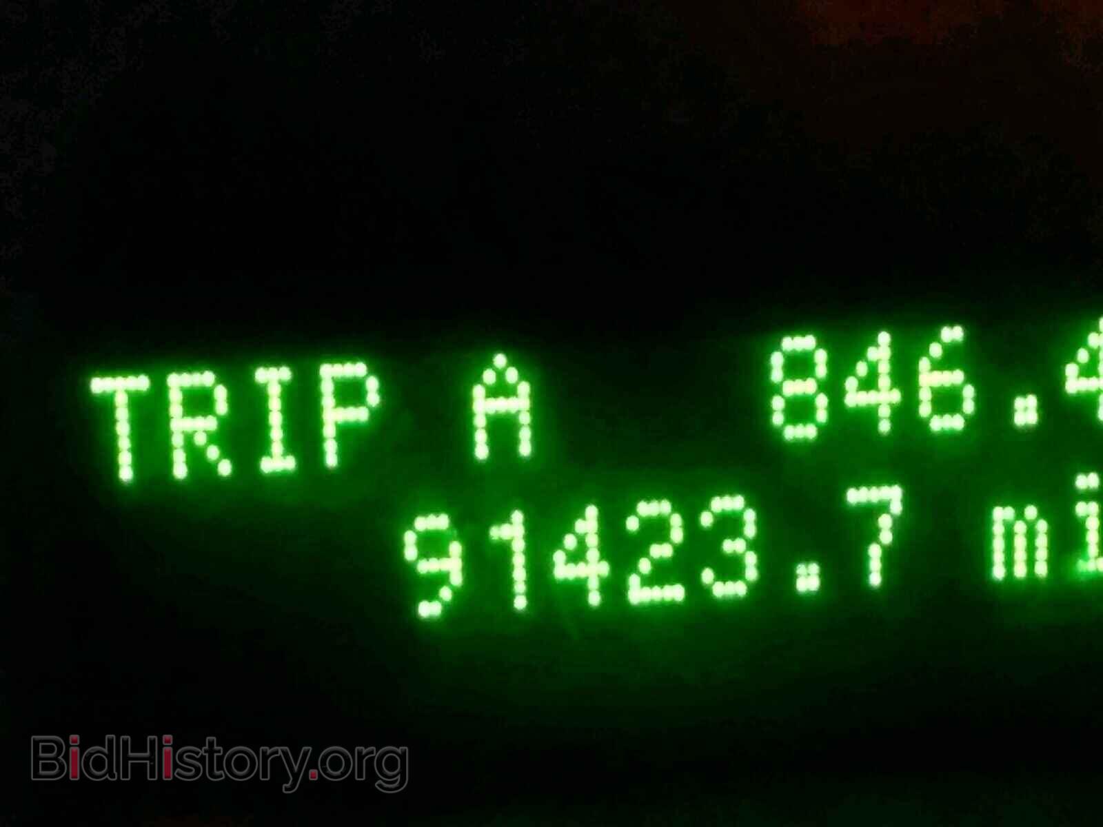 2011 FORD ECONOLINE - VIN: 1FBNE3BL9BDA53232 - Photo 8