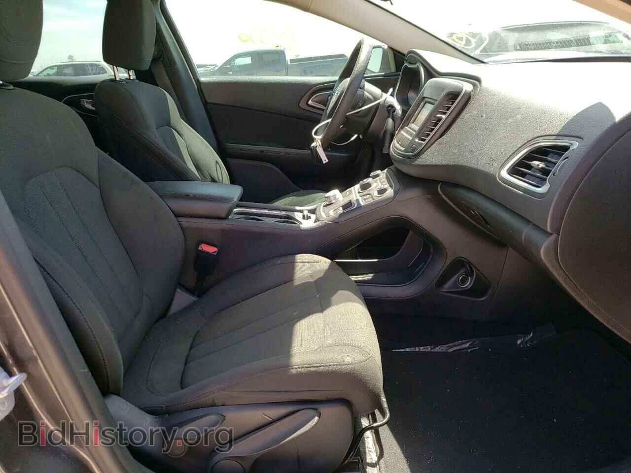 2016 CHRYSLER 200 - VIN: 1C3CCCABXGN157381 - Фото 5
