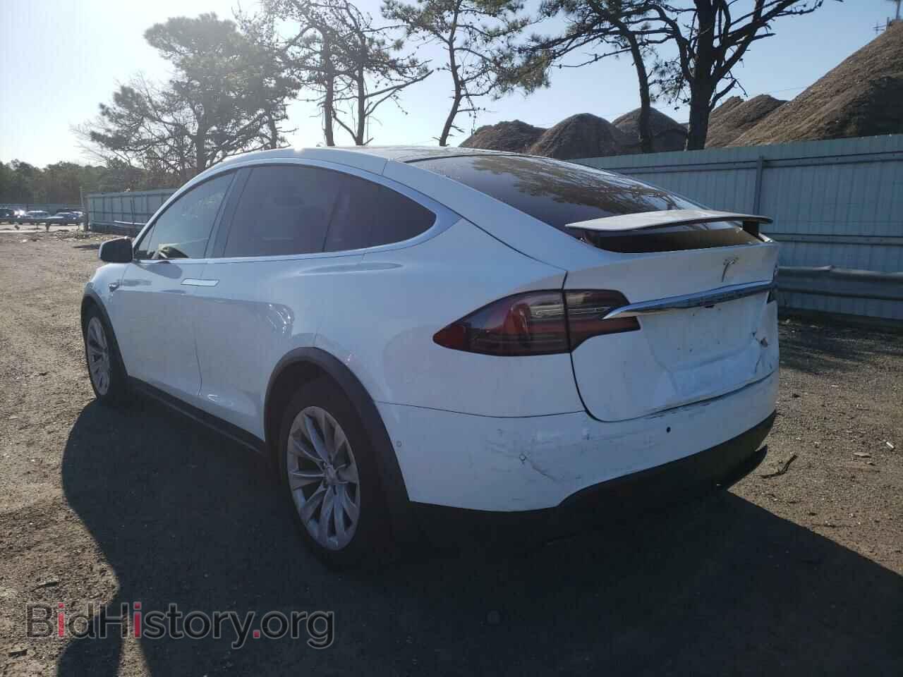 2016 TESLA MODEL X - VIN: 5YJXCBE25GF015634 - Фото 3