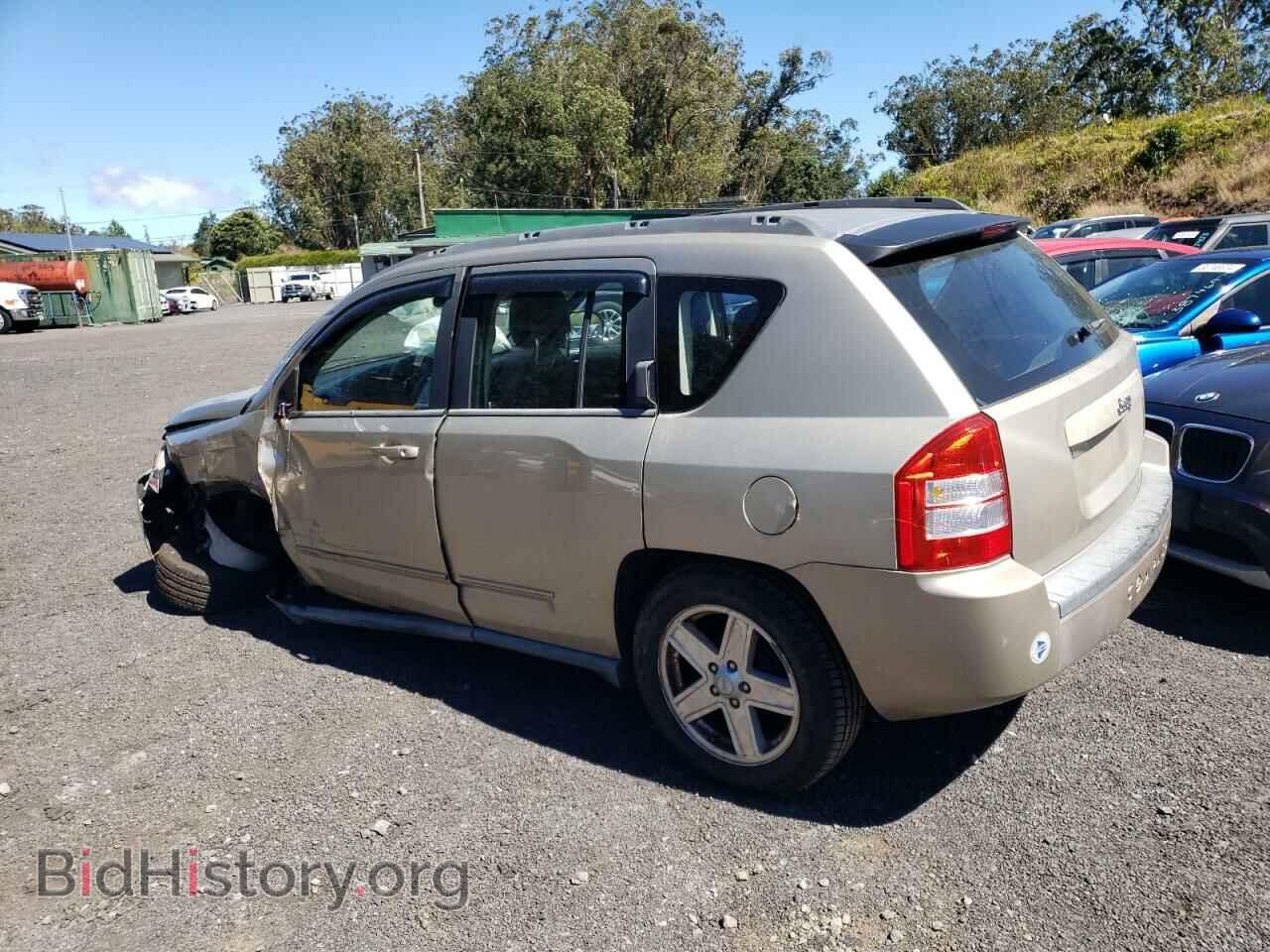 2010 JEEP COMPASS - VIN: 1J4NT4FB0AD585356 - Фото 2