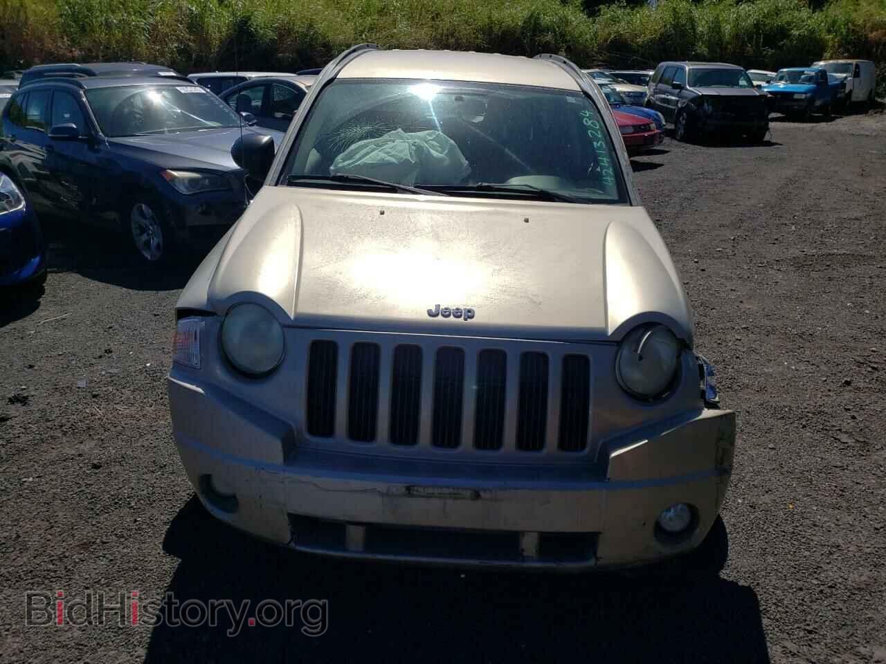 2010 JEEP COMPASS - VIN: 1J4NT4FB0AD585356 - Фото 5