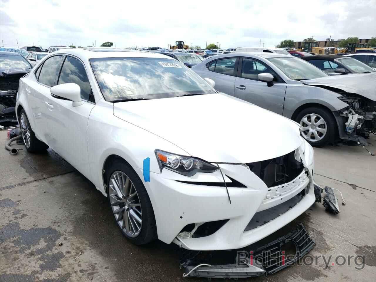 Photo JTHBE1D25F5016801 - LEXUS IS 2015