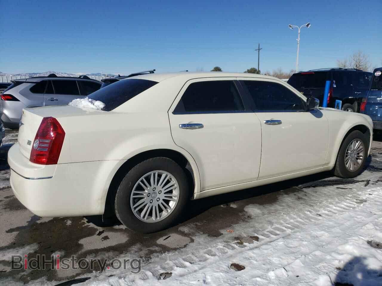 2010 CHRYSLER 300 - VIN: 2C3CA4CD2AH211346 - Фото 3