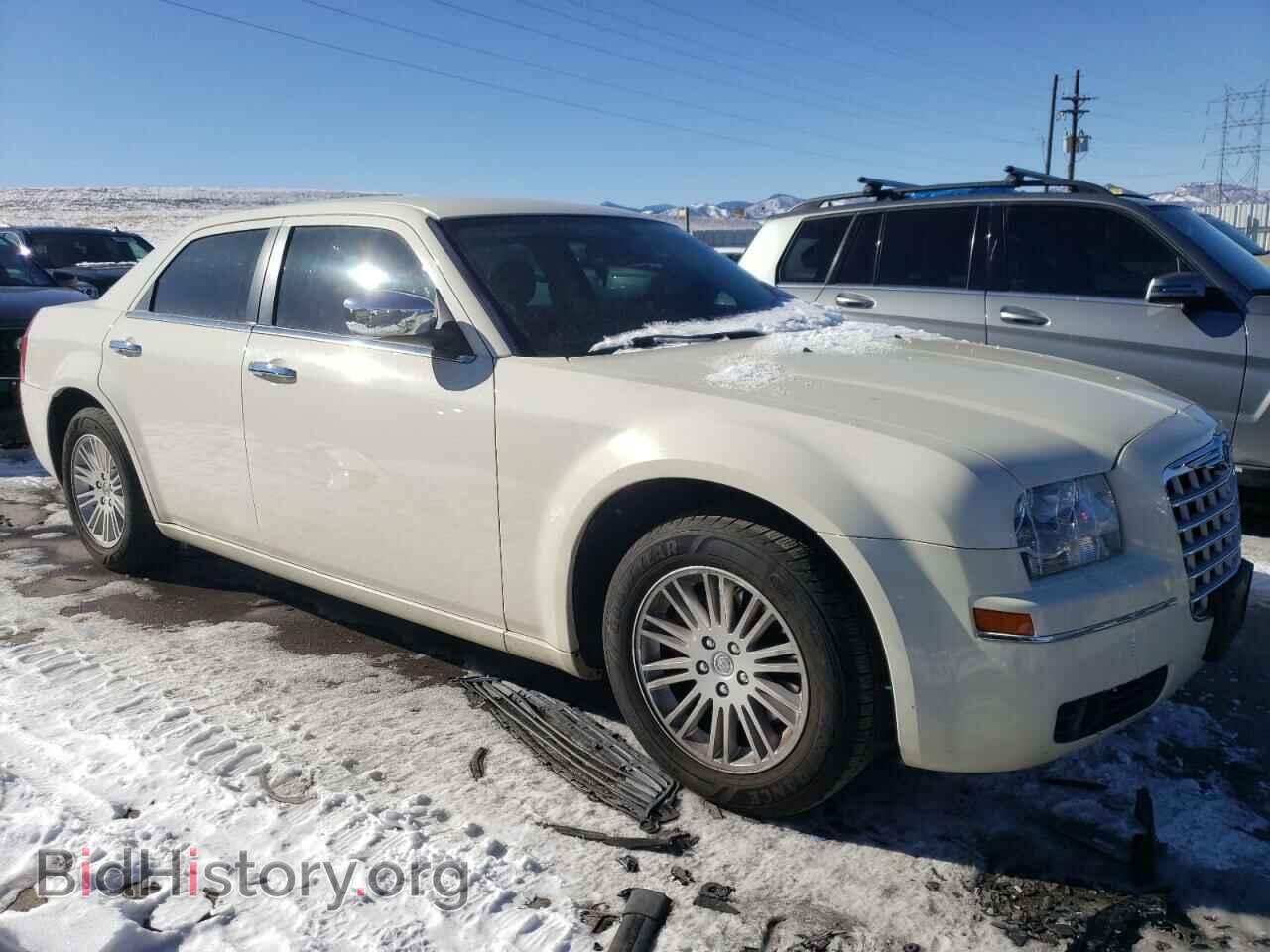 2010 CHRYSLER 300 - VIN: 2C3CA4CD2AH211346 - Фото 4