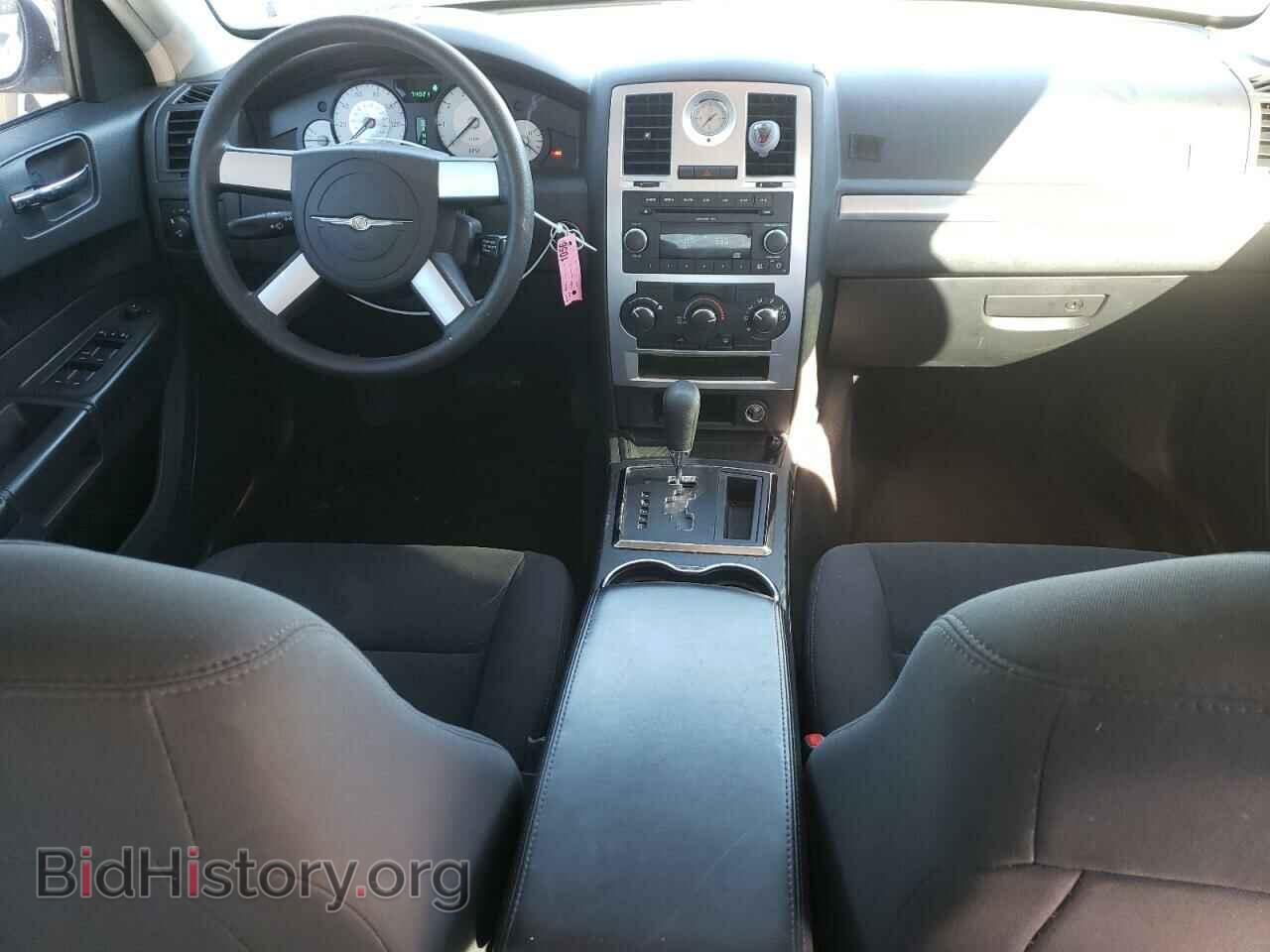2010 CHRYSLER 300 - VIN: 2C3CA4CD2AH211346 - Фото 8