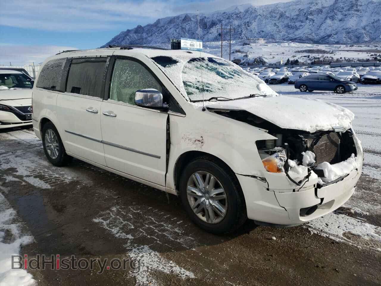 2008 CHRYSLER MINIVAN - VIN: 2A8HR64X38R680750 - Фото 4