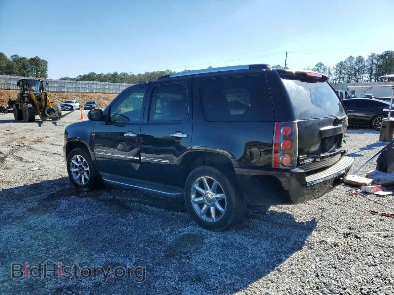 2011 GMC YUKON - VIN: 1GKS1EEF6BR397958 - Фото 2