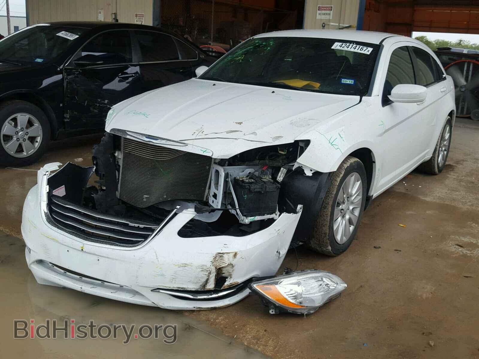 2014 CHRYSLER 200 - VIN: 1C3CCBAB7EN212439 - Photo 2