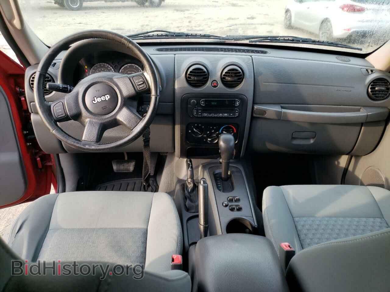 2006 JEEP LIBERTY - VIN: 1J4GL48K76W150643 - Фото 8