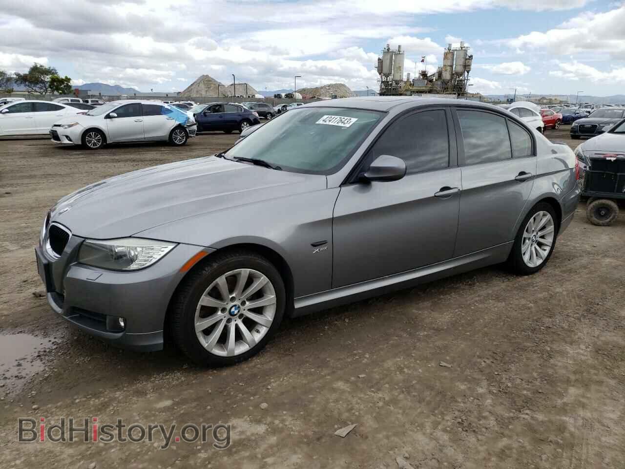 Photo WBAPK7C59BA817633 - BMW 3 SERIES 2011