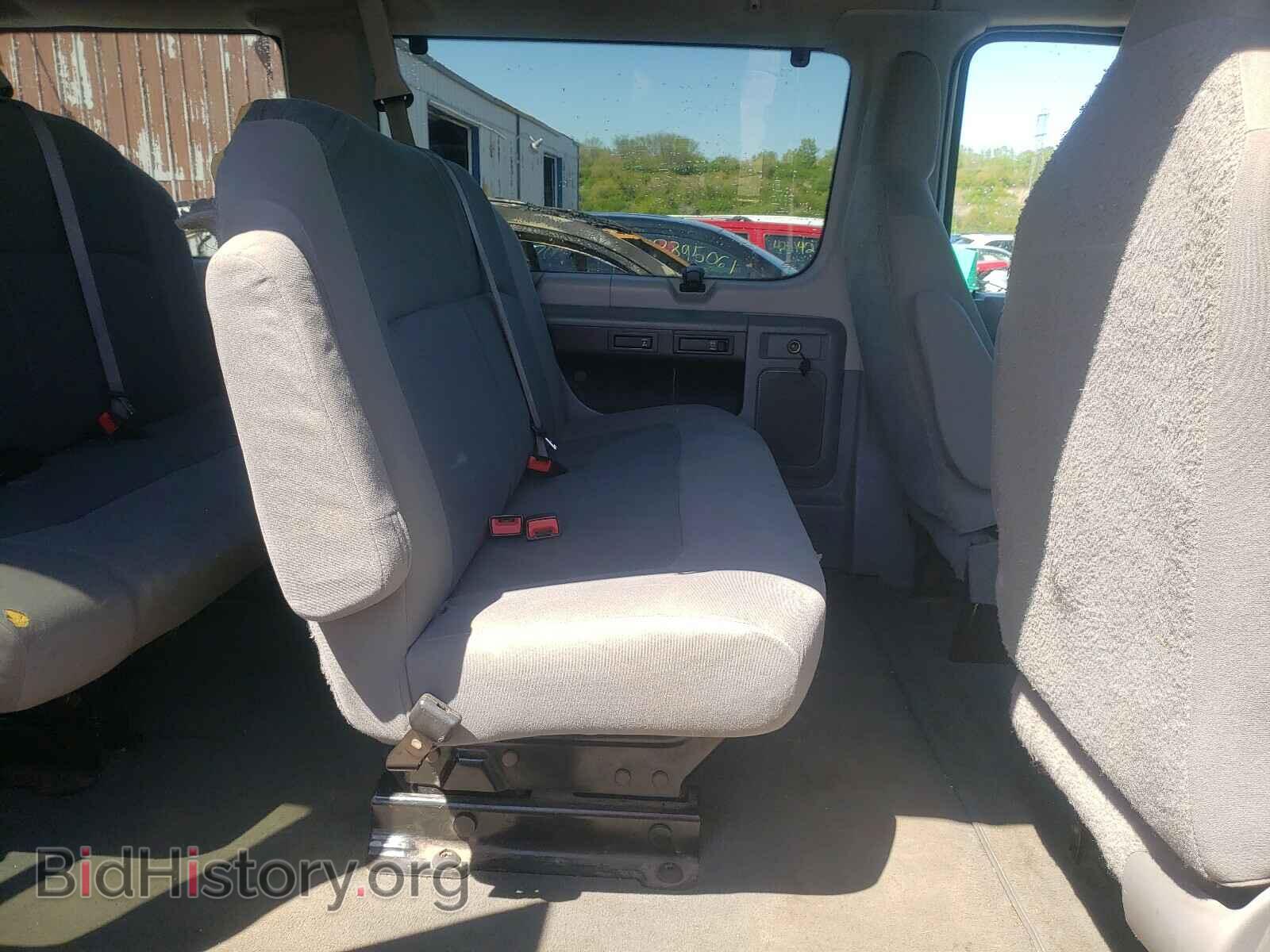 2010 FORD ECONOLINE - VIN: 1FBNE3BL2ADA71599 - Фото 6