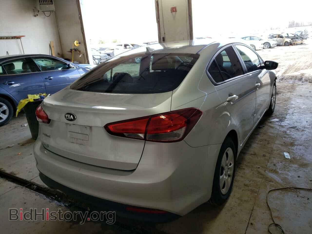 2017 KIA FORTE - VIN: 3KPFL4A72HE069716 - Фото 4