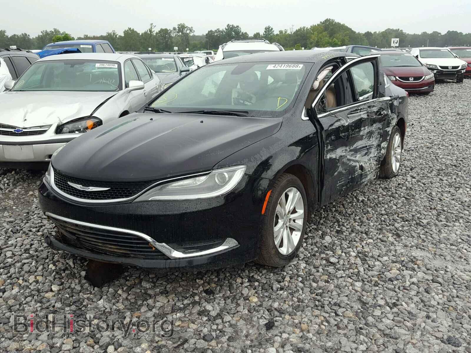 2016 CHRYSLER 200 - VIN: 1C3CCCAB8GN165379 - Фото 2