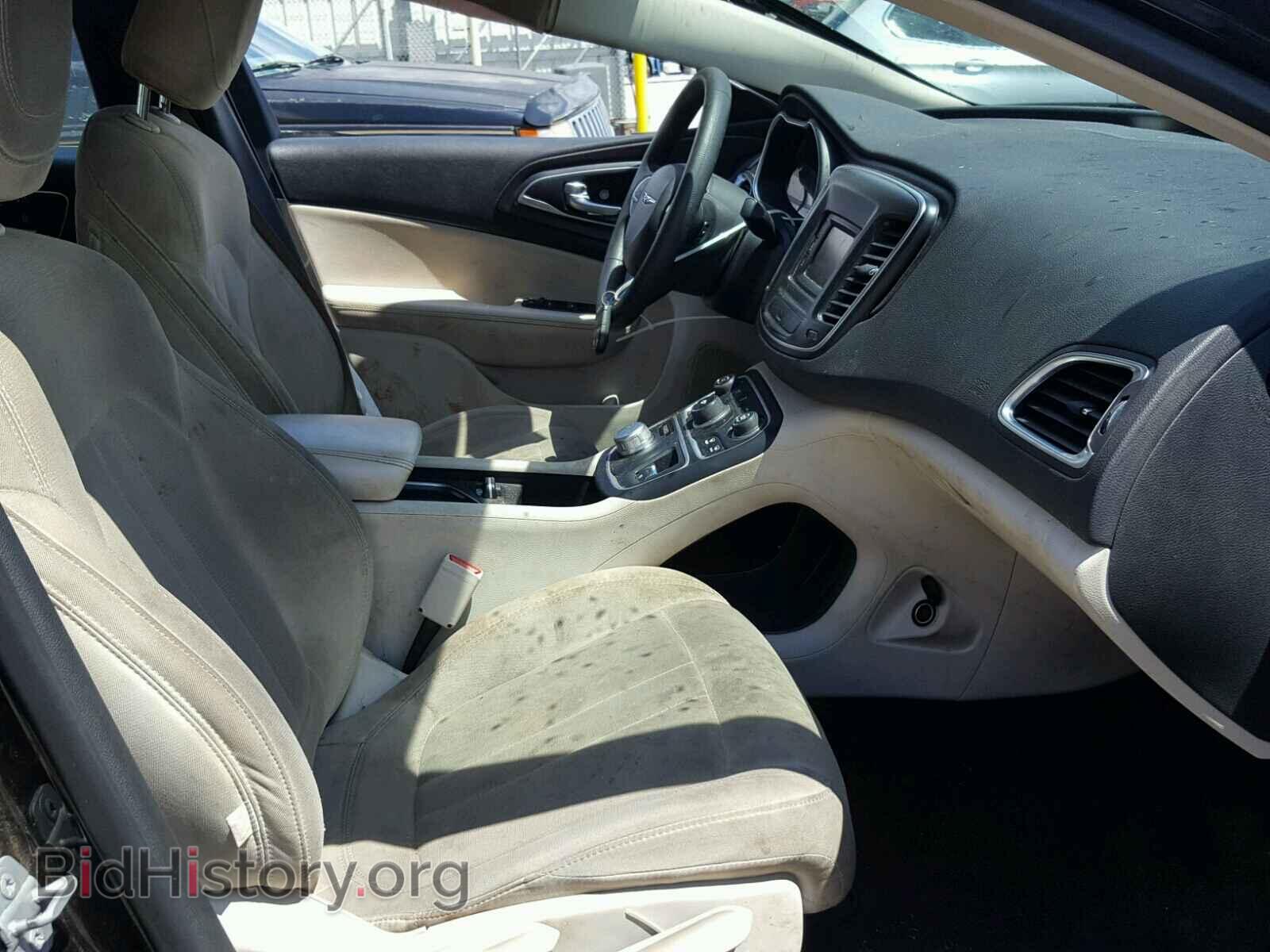 2016 CHRYSLER 200 - VIN: 1C3CCCAB8GN165379 - Фото 5