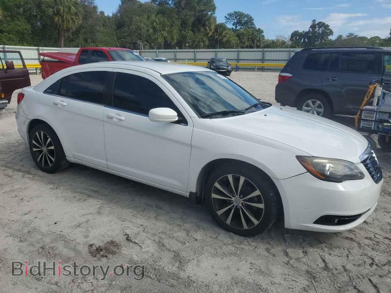 2013 CHRYSLER 200 - VIN: 1C3CCBCG4DN509157 - Фото 4