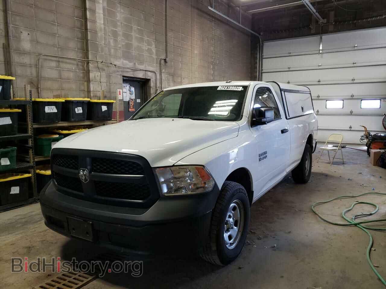 2017 RAM 1500 - VIN: 3C6JR7DG0HG761183 - Фото 2