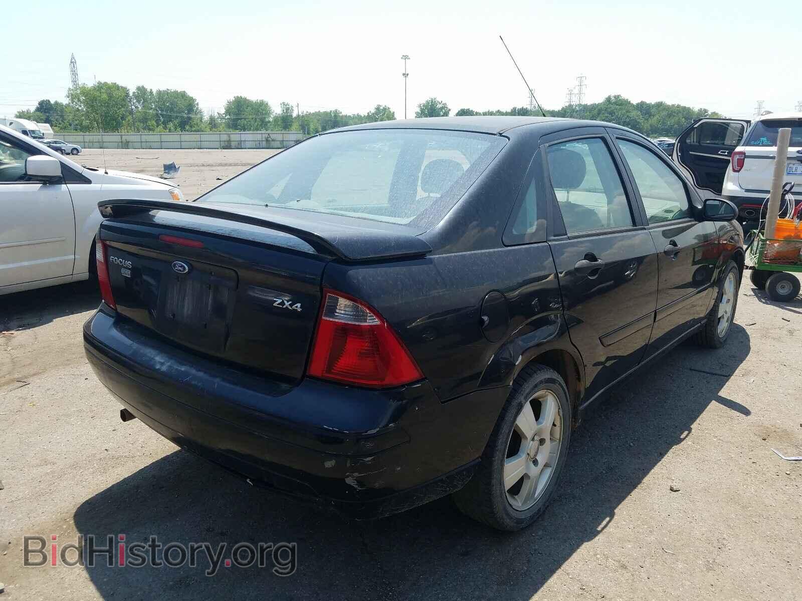 2005 FORD FOCUS - VIN: 1FAFP34N95W183602 - Фото 4